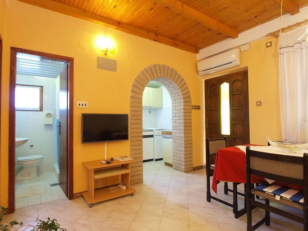 Apartment Milan 1457 Rovinj