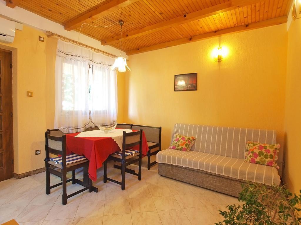 Apartment Milan 1457 Rovinj